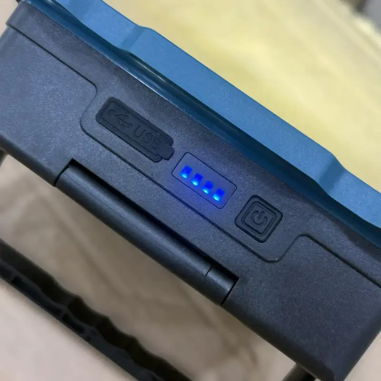 پورت پرژکتور خورشیدی 6 باطری مدل W-8150-4